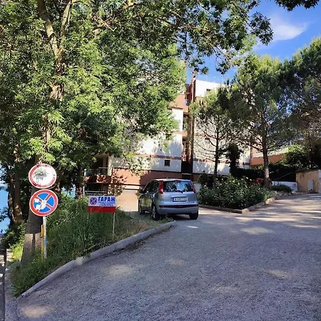 Appartement Sirena 50 M From The *