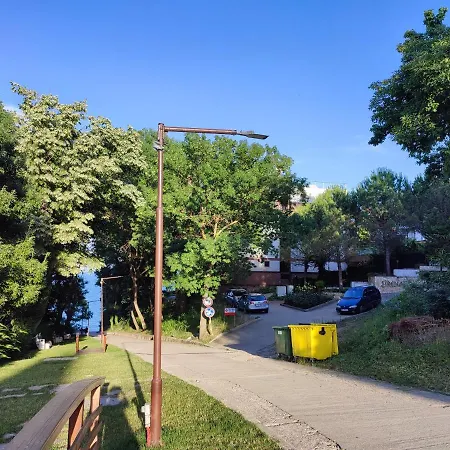 Apartman Sirena 50 M From The