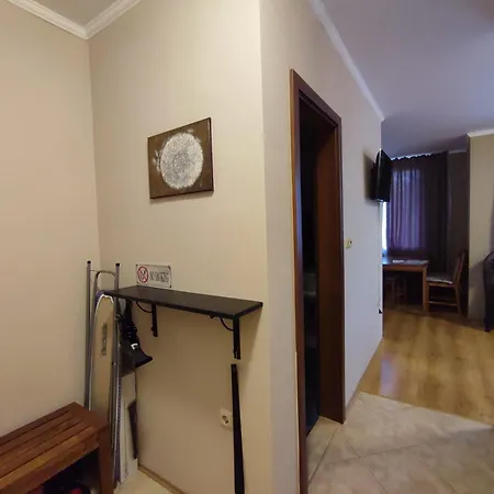 Appartement Sirena 50 M From The *