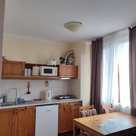 Sirena 50 M From The Apartament *